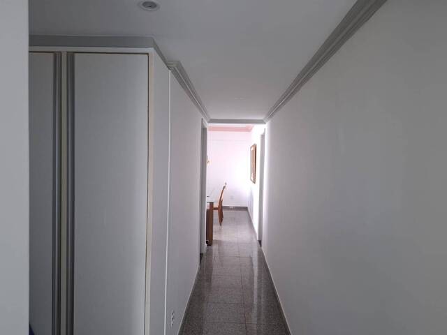 Apartamento para Venda em Salvador - 2