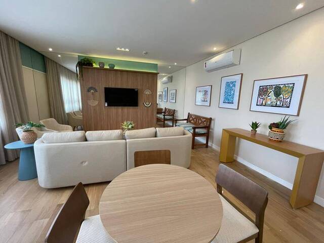 Venda em Costa Azul - Salvador