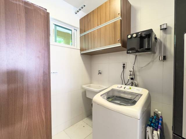 Casa para Venda em Camaçari - 5