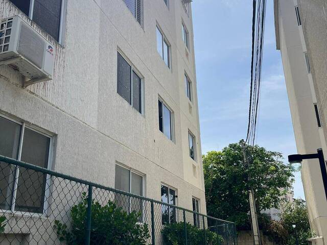 Apartamento para Venda em Salvador - 2