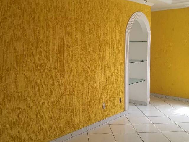 #542 - Apartamento para Venda em Salvador - BA