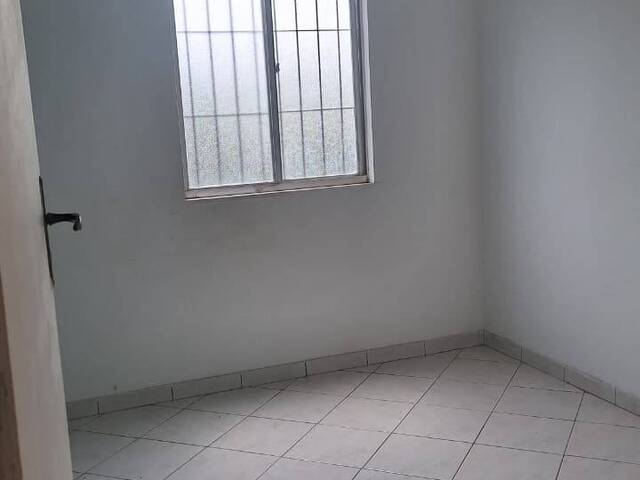 Apartamento para Venda em Salvador - 4